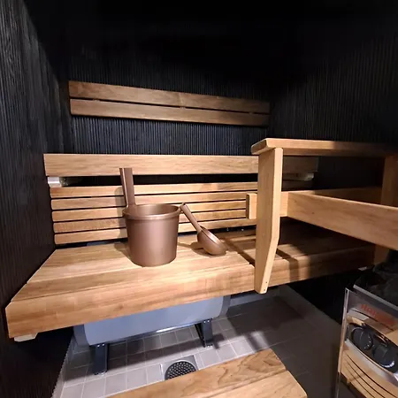 Lomakanervikko